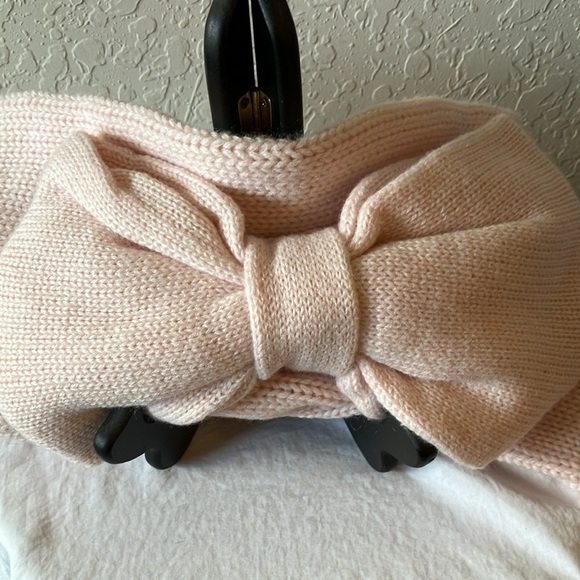 Kate Spade: Pastry Pink Gathered Bow Neckwarmer- Knit - Picture 6 of 15
